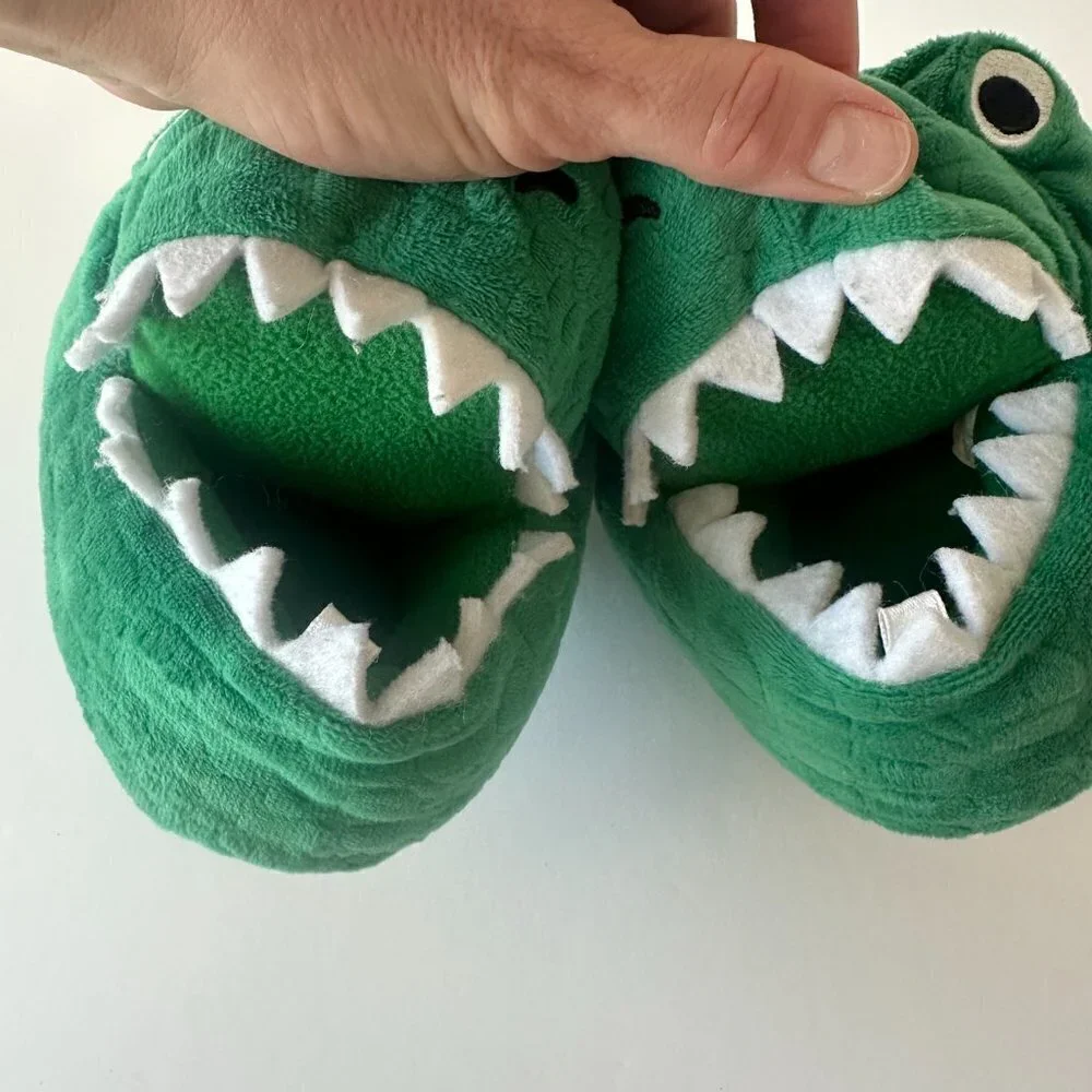 Old Navy Kids Boys Green Fleece Dinosaur Slippers Size Small